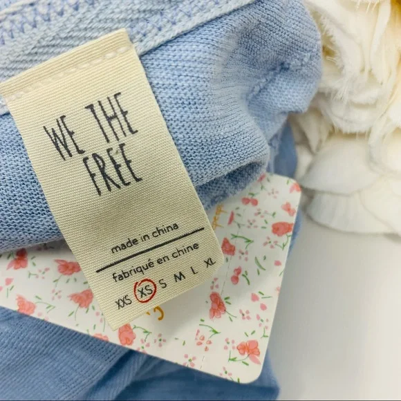 NEW Free People Clouds Sky Linen Tee in Soft blue - Picture 10 of 11